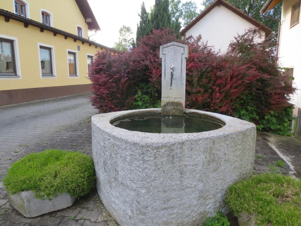 Gasthof Pension Kirschner Lappersdorf  Екстериор снимка