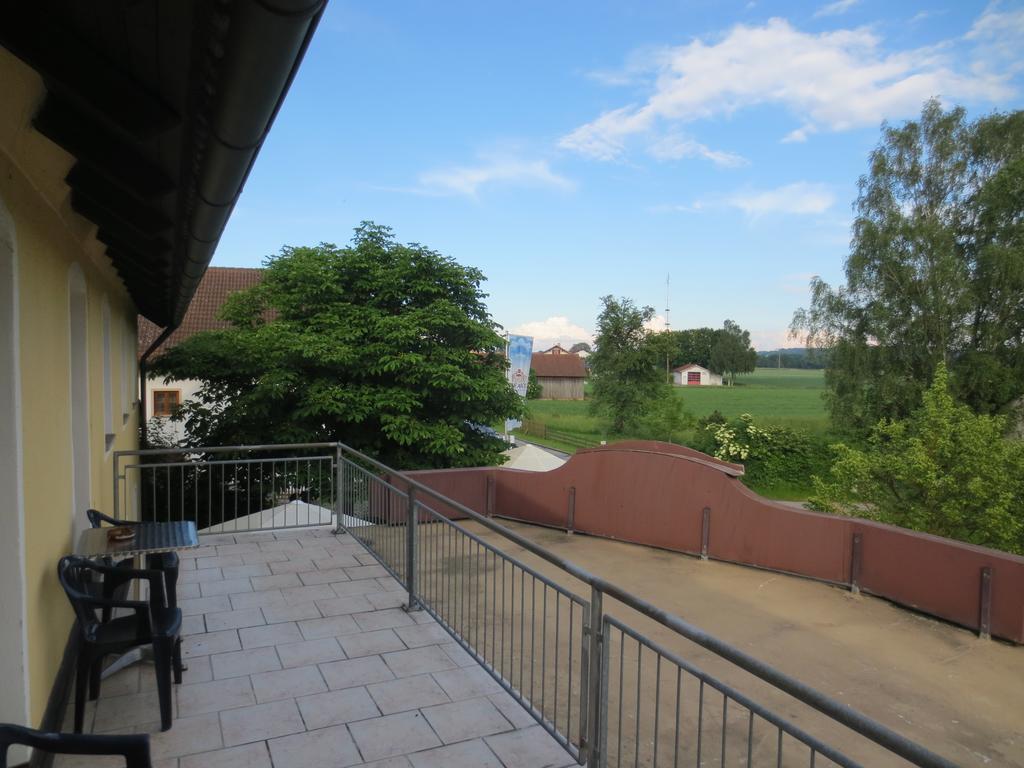 Gasthof Pension Kirschner Lappersdorf  Екстериор снимка